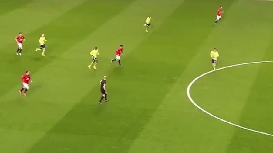  罗马反击犀利高效，三次突袭全部转化为进球