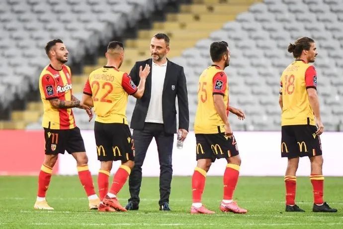  法甲传统豪门复苏，波尔多客场完胜副班长